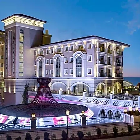 Merit Royal Premium Casino & Отель