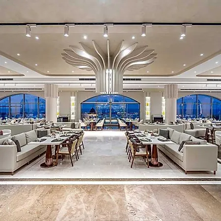 Merit Royal Premium Casino & Отель 5*